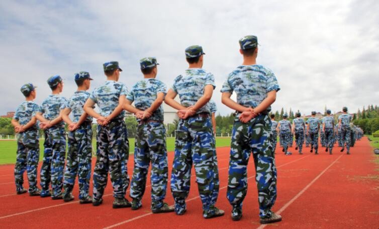 军训自我鉴定怎么写