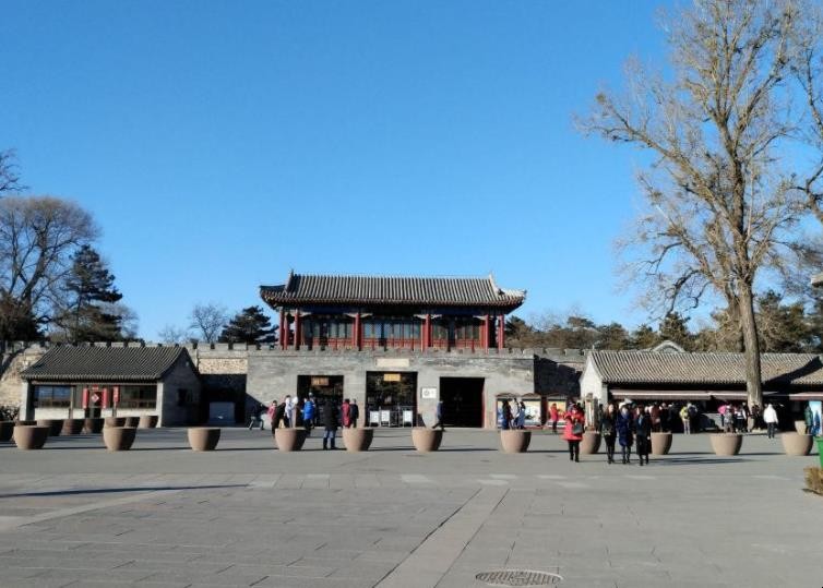 热河行宫在哪