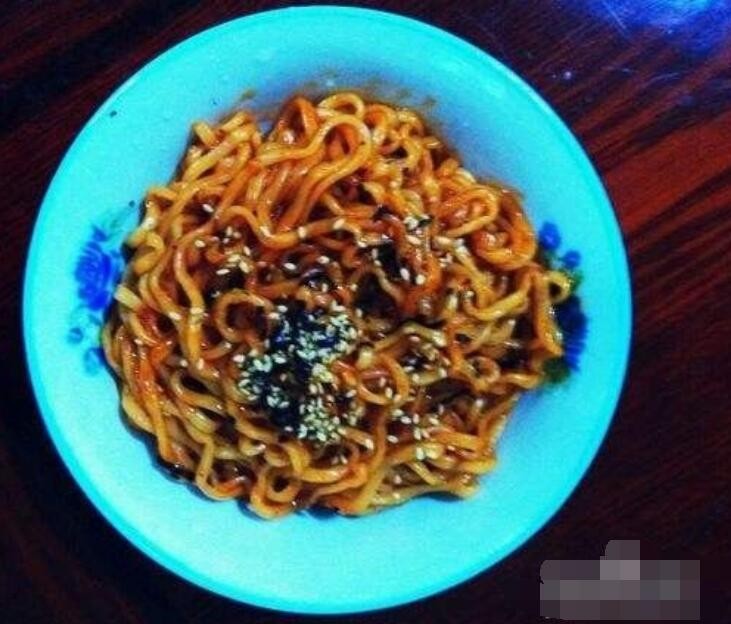 超辣火鸡面怎么吃