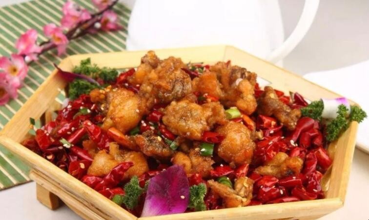 辣子鸡是哪里的菜