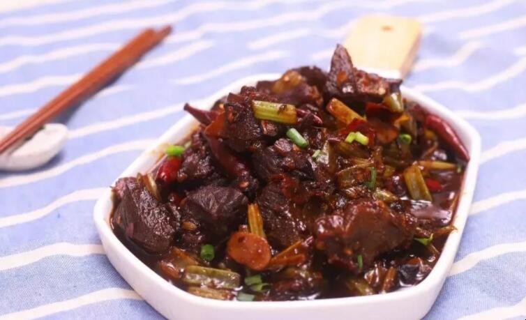 如何煮牛肉好吃更烂