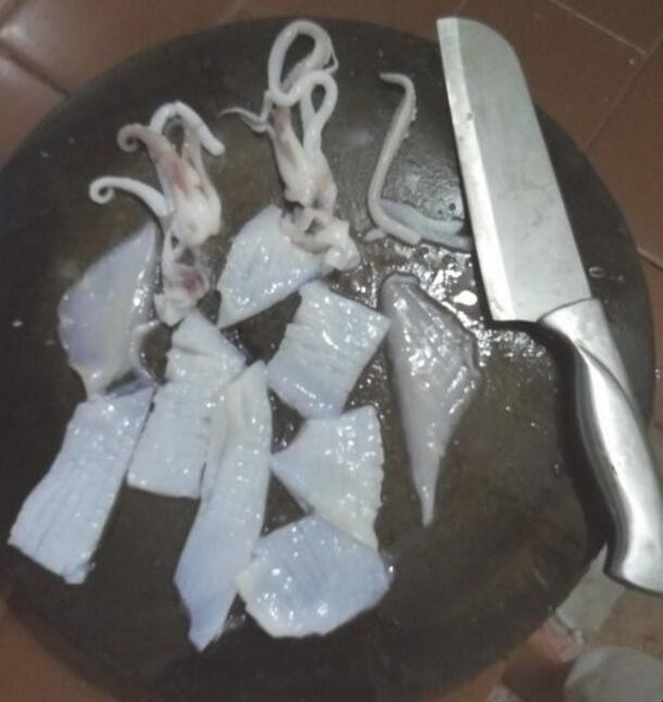 鱿鱼怎么切