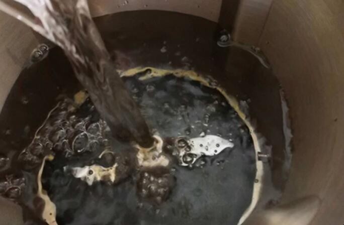 破壁机糊底如何清洗