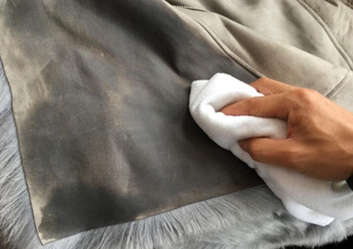皮毛一体的衣服怎么清洗