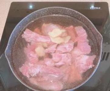 排骨火锅怎么做