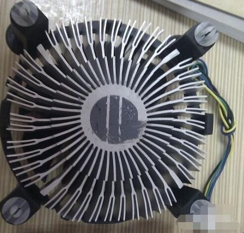 cpu风扇怎么装