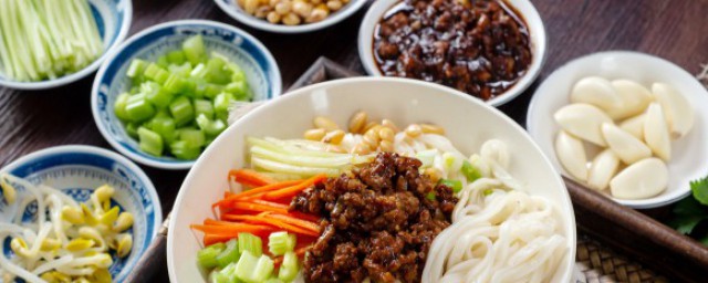 炸酱面肉酱制作办法 教你炸酱面肉酱制作方式