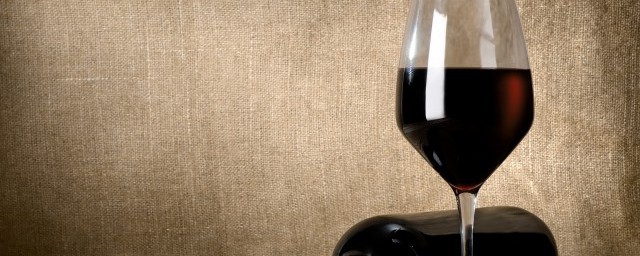 紫葡萄酒的制作办法 紫葡萄酒怎样做
