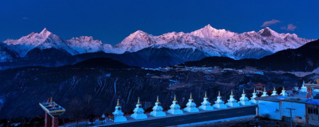 梅里雪山简介 梅里雪山的简介