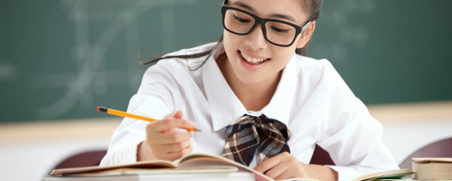 拨冗前来是什么意思 拨冗前来如何造句