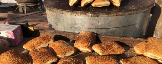 正宗缸炉烧饼制作技巧 正宗缸炉烧饼的制作要领