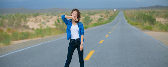 行至漫水路时应当怎么做 行至漫水路时应当怎样做
