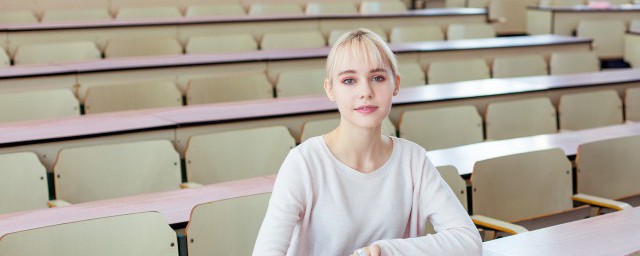 不如怜取眼前人的意思 不如怜取眼前人是什么意思