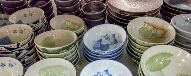 怎么清洗陶瓷 陶瓷餐具清洗方法介绍