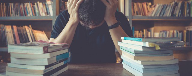 高考志愿填报冲一冲稳一稳是什么意思 高考志愿填报冲一冲稳一稳意思是什么