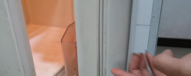 冰箱封条黑斑怎么清洗 冰箱封条黑斑如何清洗