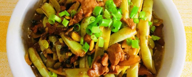 五花肉炖豆角的做法 做五花肉炖豆角的窍门