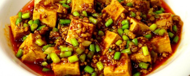 如何制作好吃的肉末烧老豆腐 怎样制作好吃的肉末烧老豆腐
