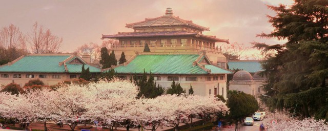 whu是哪个大学 关于whu大学的简介