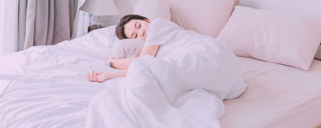 鹅绒被怎么存放 如何存放鹅绒被