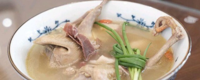 手术后炖鸽子汤的做法 手术后炖鸽子汤如何做