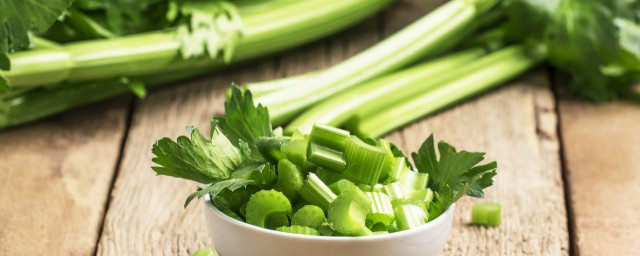 芹菜汤的做法 芹菜汤如何做