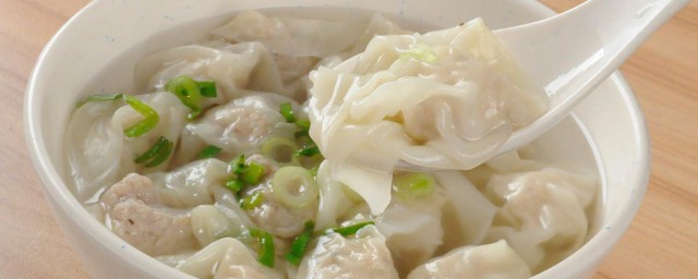 鲜虾馄饨南瓜面 鲜虾馄饨南瓜面家常做法分享
