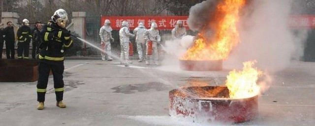 灭火的原理有哪三个 灭火原理的介绍