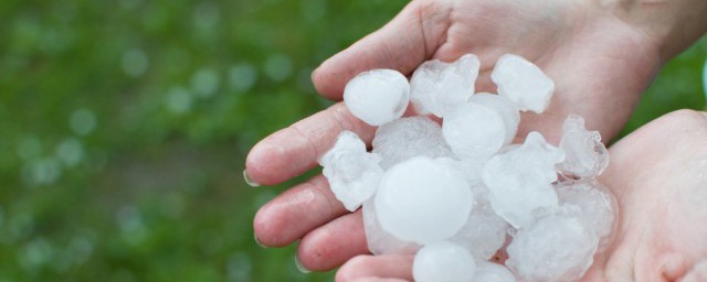 为什么冰雹在夏季出现 冰雹为什么在夏季出现