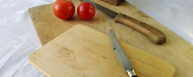 菜刀上面那个圆孔起什么作用 菜刀上面那个圆孔作用介绍