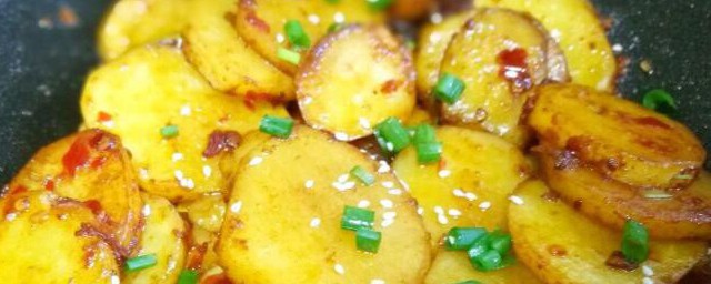 煎土豆片的做法 煎土豆片如何做