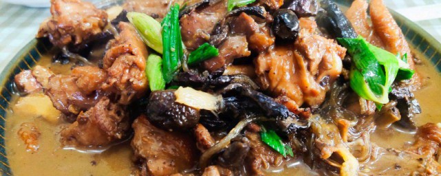 鸡肉炖蘑菇的做法 鸡肉炖蘑菇的做法介绍