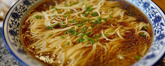 碱水面的做法 碱水面的制作技巧