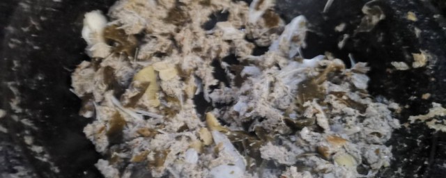 海带炒鱼汤的做法 海带炒鱼汤的做法步骤