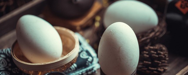 鹅蛋胡萝卜能同食吗 鹅蛋胡萝卜可以同食吗