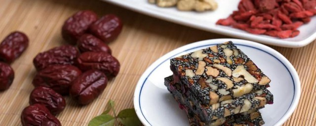 三伏天可以吃阿胶糕吗 三伏天吃阿胶糕可以吗