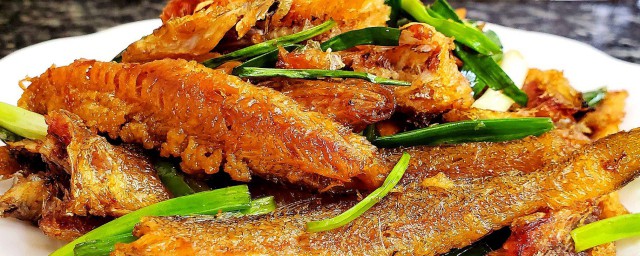 小鱼怎么吃怎么做好吃 小鱼怎么做才好吃