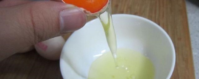 用蛋清和蜂蜜敷脸的正确方法 用蛋清和蜂蜜敷脸的正确方法介绍