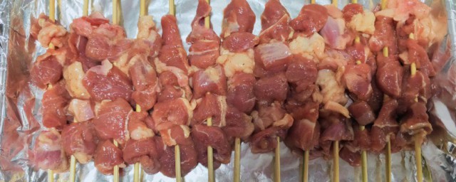 自制肉串的腌制要领 烧烤肉串如何腌制