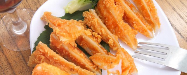如何制作闽南油炸鸡胸块 闽南油炸鸡胸块做法