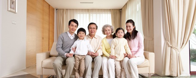 长辈夸你漂亮怎么回答 长辈夸你漂亮应该怎么回答