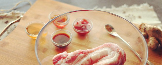 橙香煎五花肉 橙香煎五花肉的做法次序
