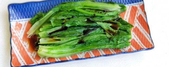 麻酱山核桃油麦菜的做法 麻酱山核桃油麦菜如何做