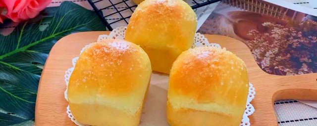 椰奶面包的做法 椰奶面包的做法及次序