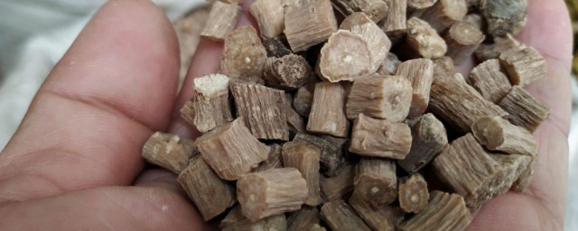 牛膝的功效与作用及禁忌 牛膝的功效与作用及禁忌有哪些