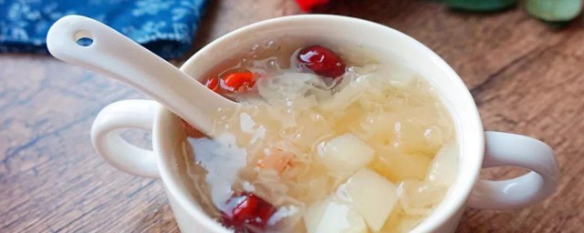 银耳功效与禁忌 关于银耳功效与禁忌