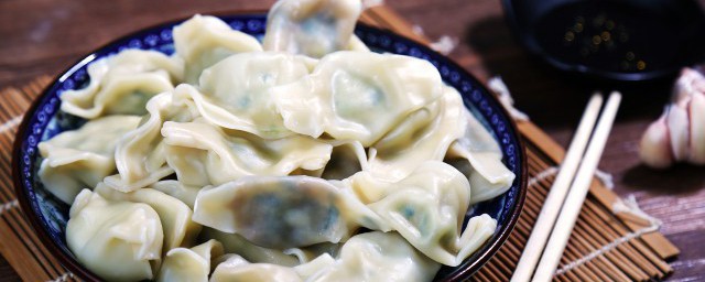 荠菜鸡蛋饺子馅怎样做好吃 荠菜鸡蛋饺子馅做法次序