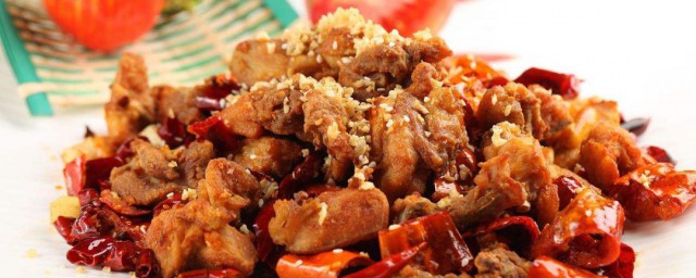 怎么炒辣子鸡才糯 炒辣子鸡糯的做法
