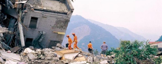 汶川地震前一天的前兆 汶川地震前一天有何征兆