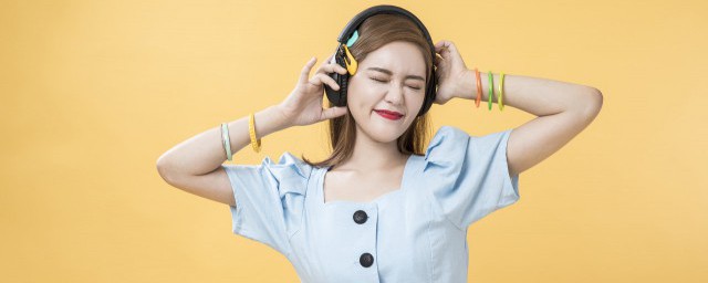 谁没有一些伤疤歌词 哪首歌有歌词谁没有一些伤疤